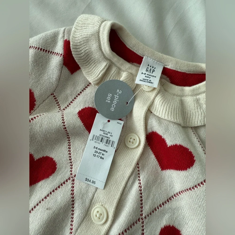 Baby Gap Knit Set 3-6 Months NWT White Red Hearts Ruffles Sweater Pants
